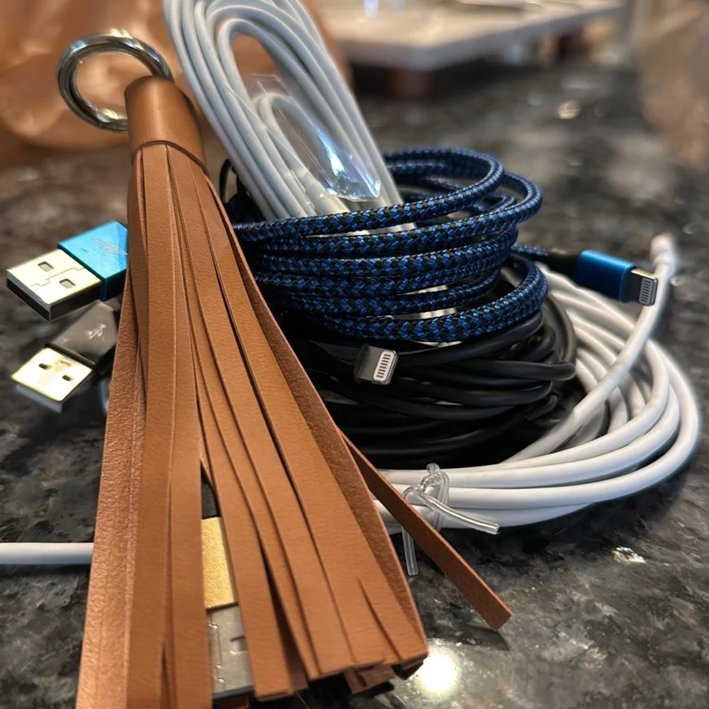 iPhone 14 and earlier cables